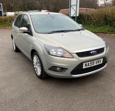 FORD FOCUS 1.6 Titanium 