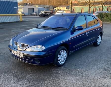 RENAULT MEGANE 1.4 16v Expression + 