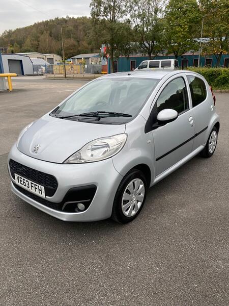 PEUGEOT 107 1.0 12V Active